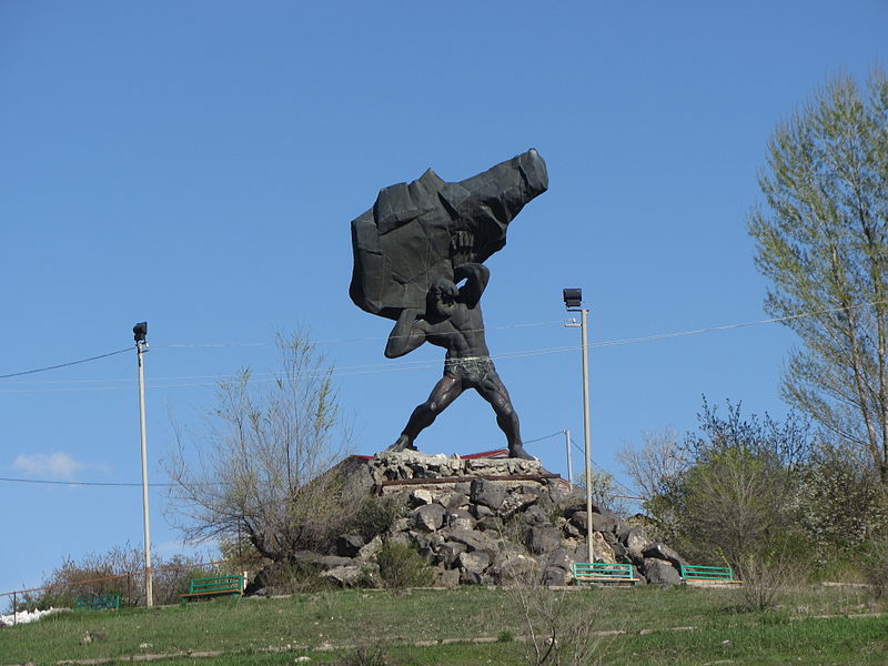 Read more about the article Տորք Անգեղի արձանը